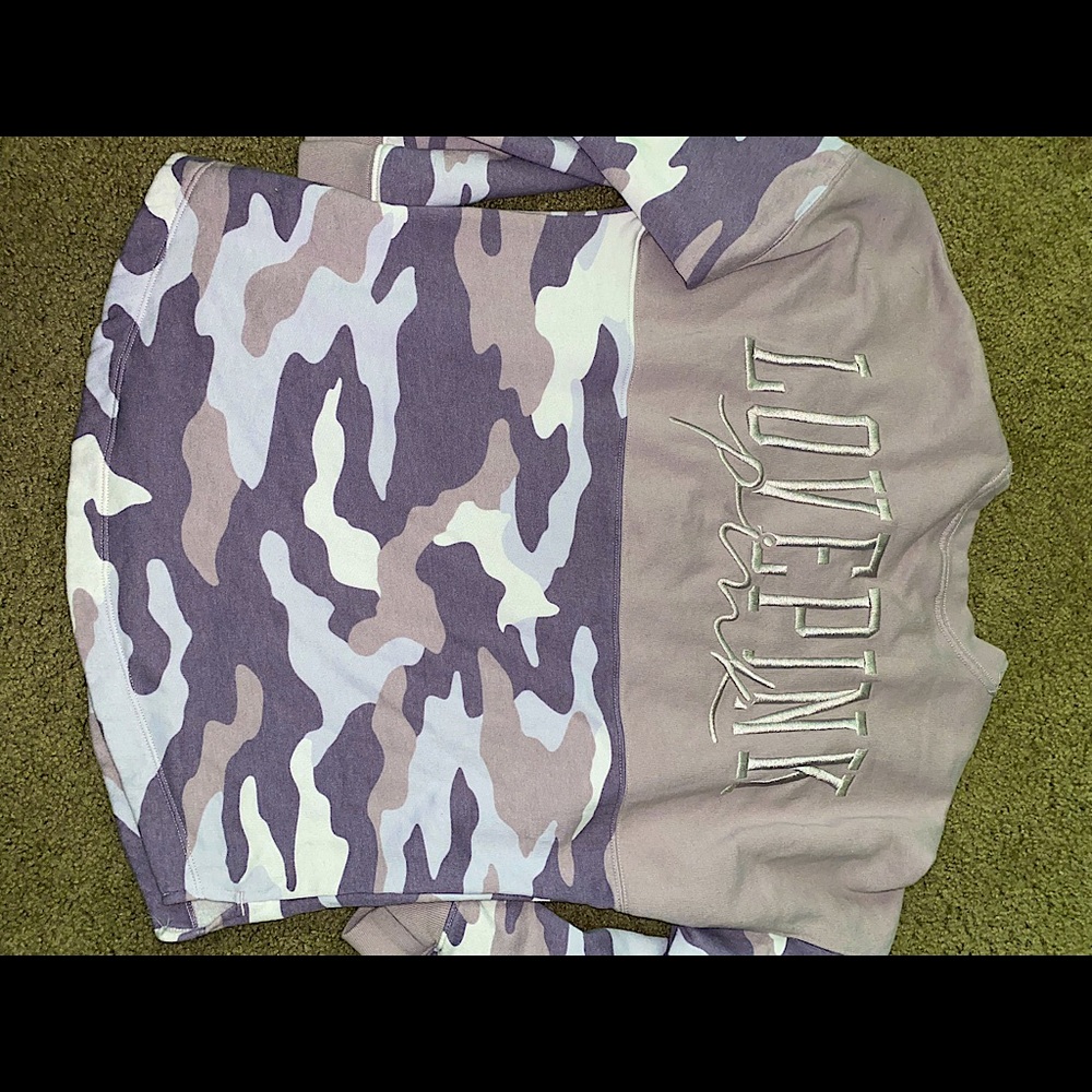 VS PINK crewneck (xs)